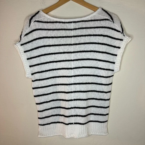 Evereve Stevie Pullover Black White Knit Size Small - Picture 6 of 9